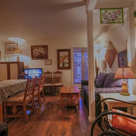 Vieille Maison Rustique Espace Interessant Québec Exterior foto