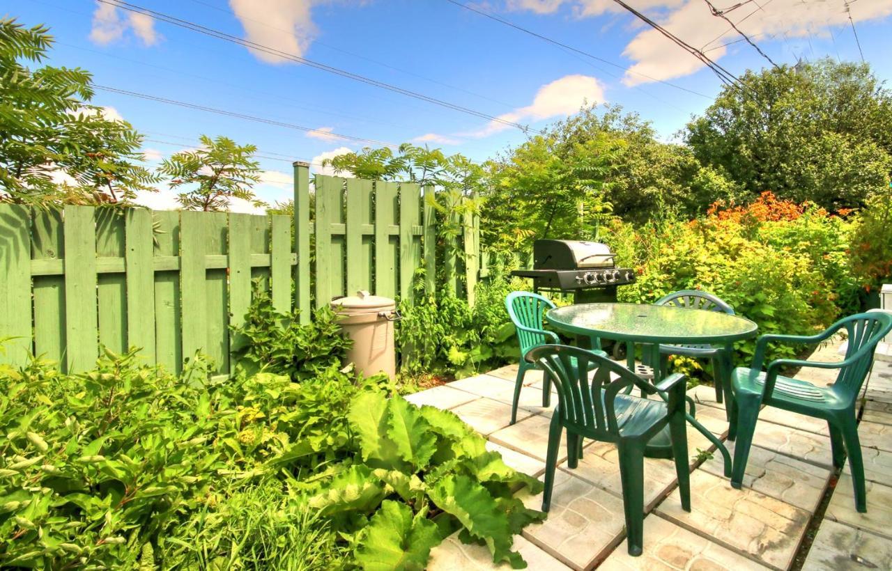 Vieille Maison Rustique Espace Interessant Québec Exterior foto