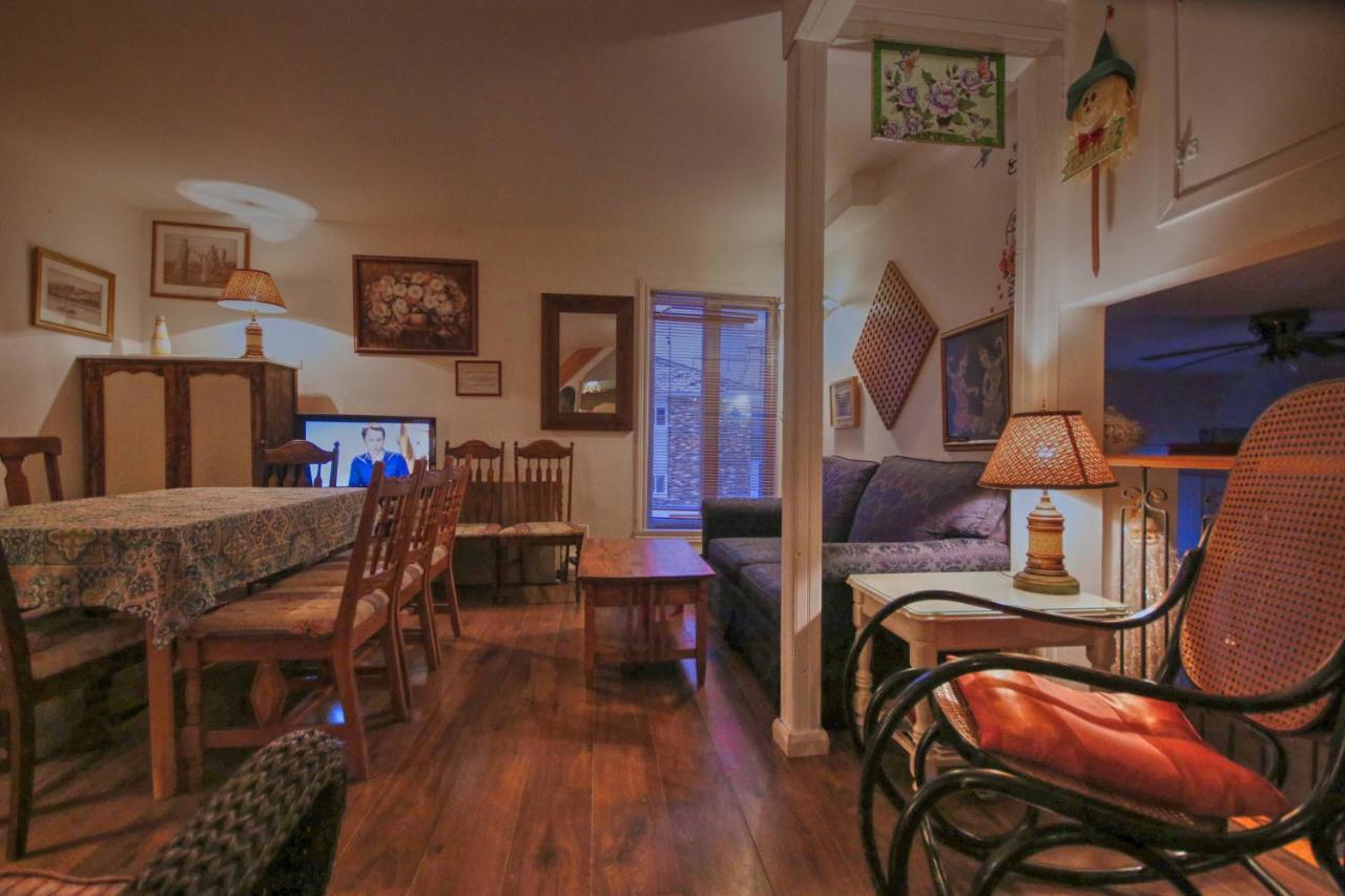 Vieille Maison Rustique Espace Interessant Québec Exterior foto